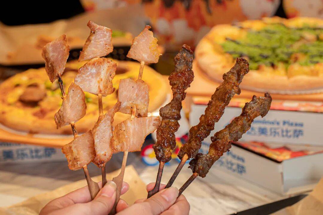 真香预警！达美乐指定比萨限时“买1送1”