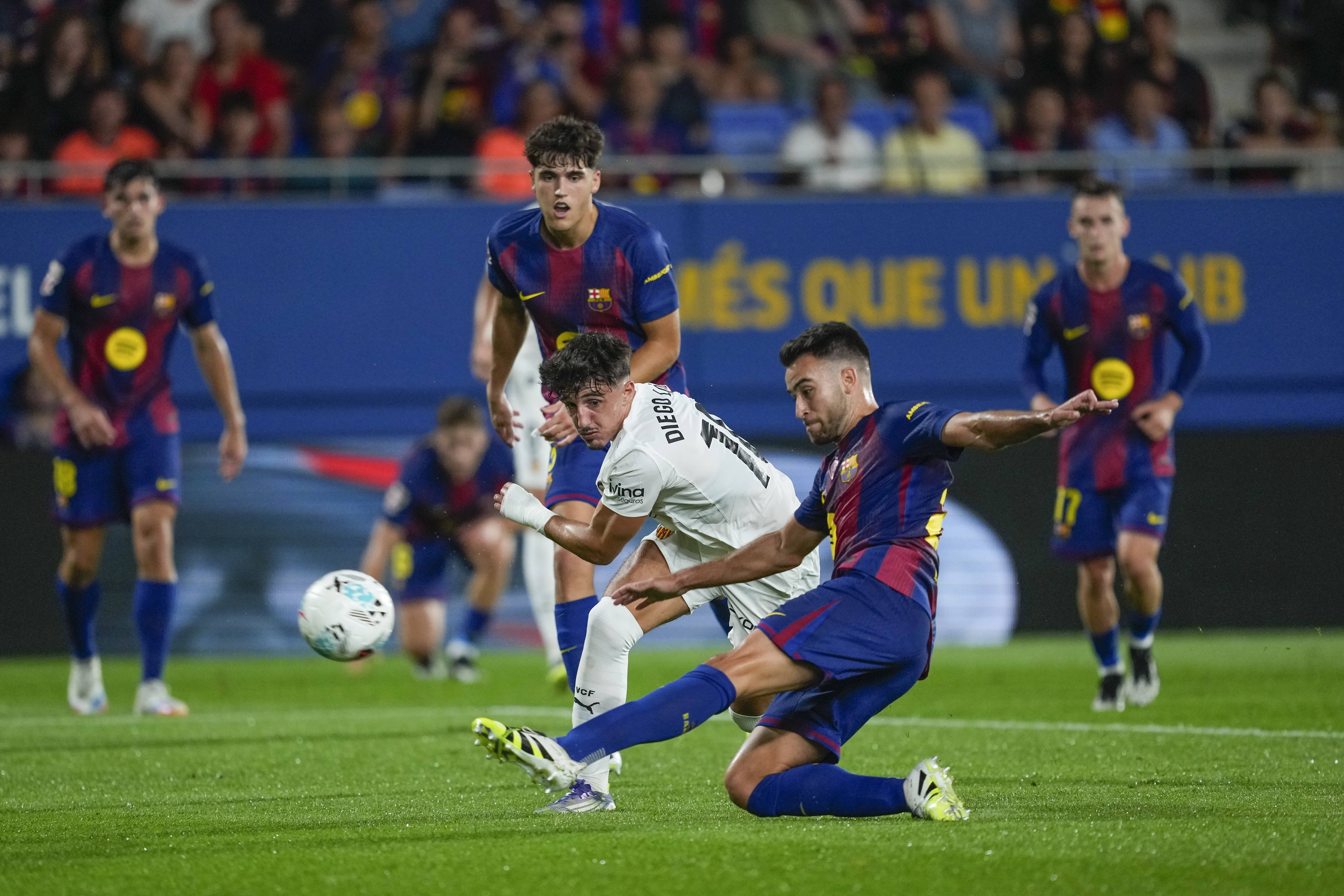 （外代二线）足球——西甲联赛：巴萨胜巴伦西亚