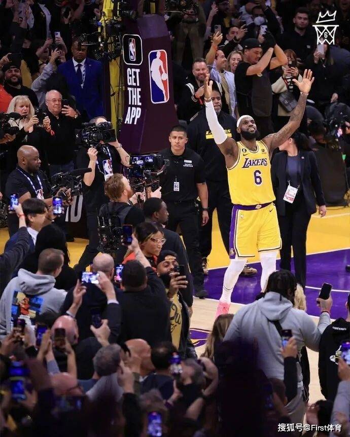 新赛季巡礼—纽约尼克斯：豪门复兴路上的机遇与挑战