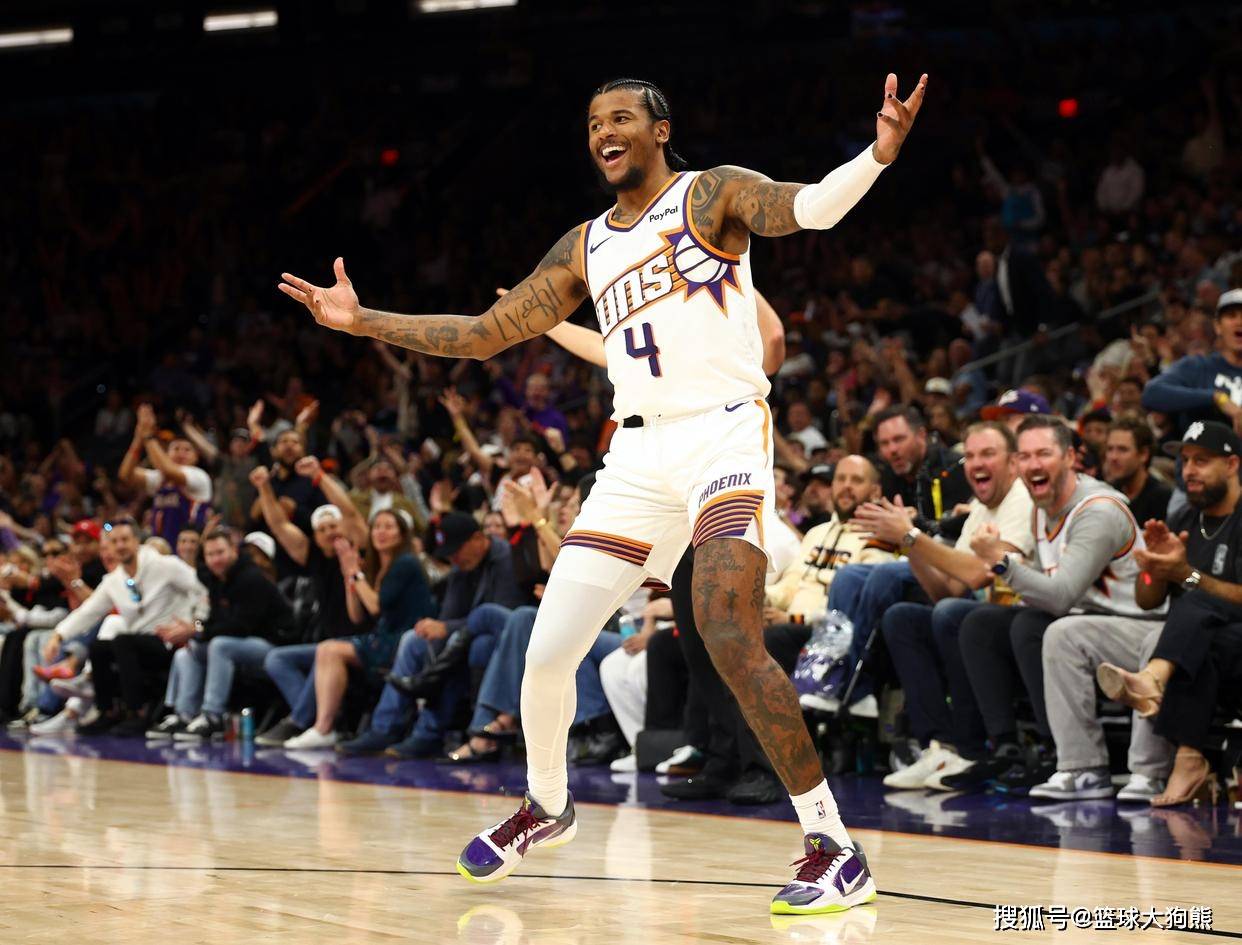 关键时刻12中8，稳砍26分！火箭队火力升级，杜兰特完胜杰伦格林