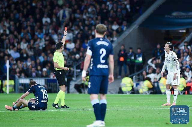 足球 | 西甲：皇马不敌塞尔塔