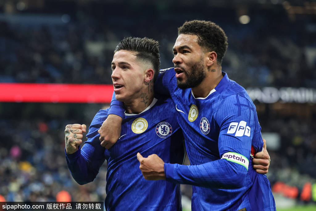 观战台：阿森纳战利物浦盼复仇 西超杯皇马对阵马竞